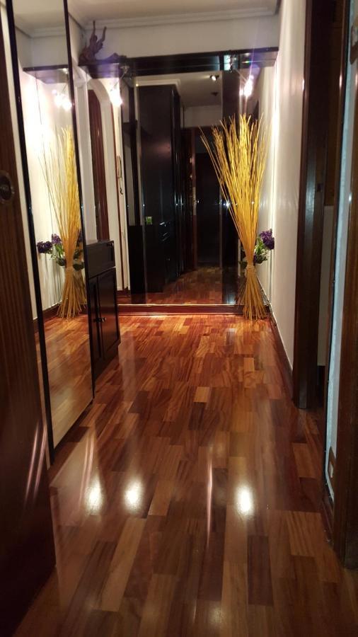 Apartamento Santa Lucia Bilbao Bagian luar foto