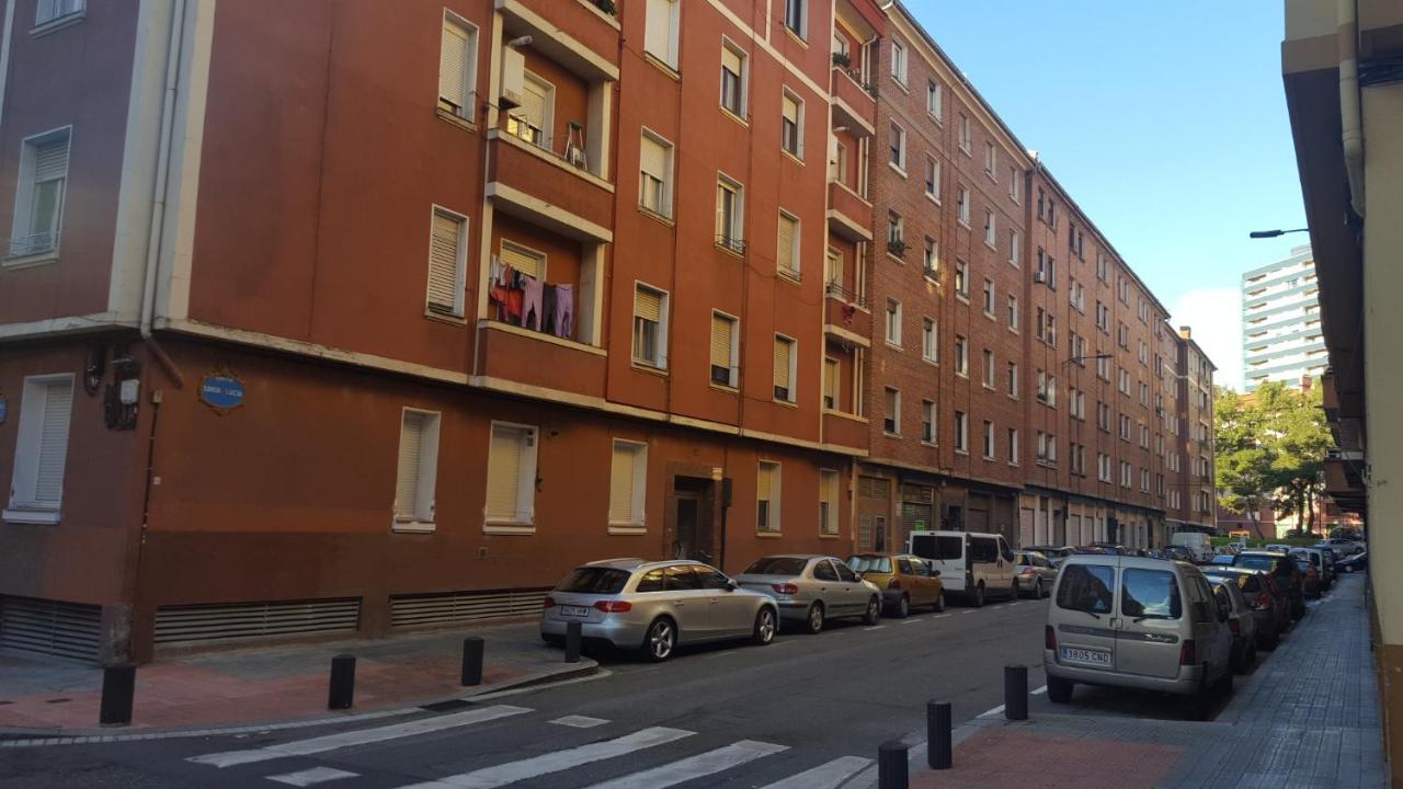 Apartamento Santa Lucia Bilbao Bagian luar foto