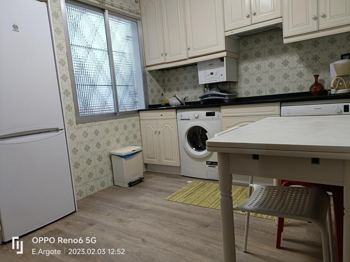 Apartamento Santa Lucia Bilbao Bagian luar foto